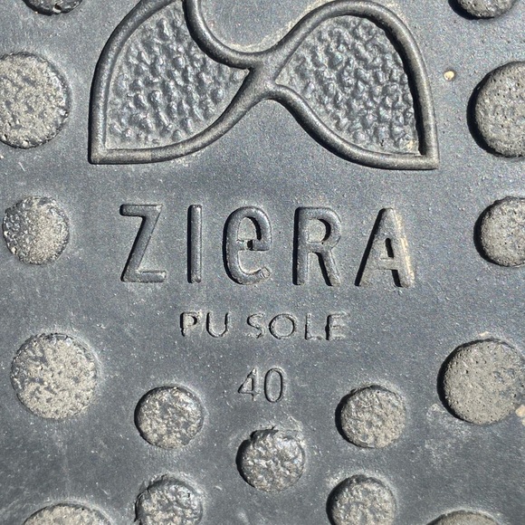 Zeira Leather Mary Jane Velcro strap sz 40 COMFORT and Stylish - Picture 7 of 7